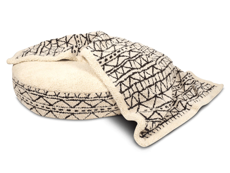 Pawpourri Boho Aztec Oval Bed for Dogs (Boho Print) Supply