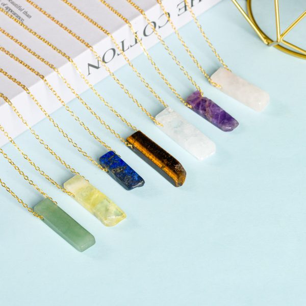 Wholesale Crystal Agate Irregular Flat Strip Pendant Necklace Supply