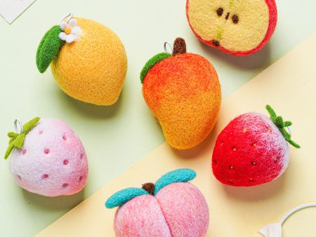 Wholesale Wool Felt Simulated Fruit Keychain Supply