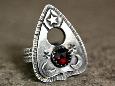 Wholesale Vintage Star Moon Ruby Creative Ring Online