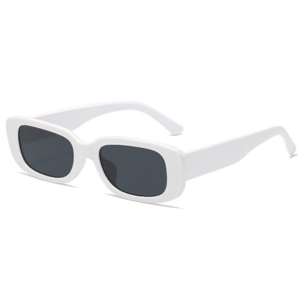 Wholesale of Vintage Small Box UV Proof PC Sunglasses Sale