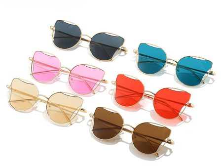 Wholesale Cat Eye Metal Hollow PC Sunglasses Cheap