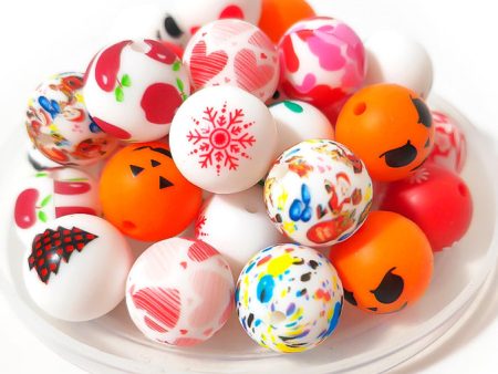 Wholesale 50pcs Cartoon Silicone Christmas Loose Beads Cheap